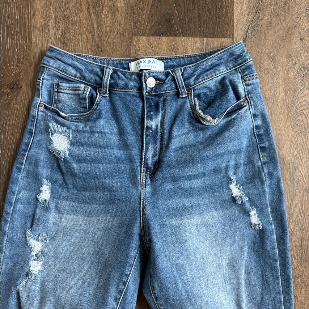 Wax Jeans. Women’s size 7/28. Great stretch! Very cute jeans. - Picture 3 of 7